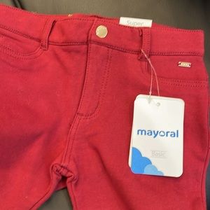 NWT Gorgeous Raspberry Color Mayoral Bungundy Skinny legging’s soft Pants 🌺
